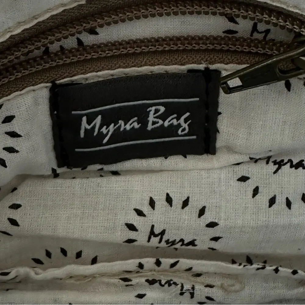 NWOT - Myra Bag - X Design Pocket Small Crossbody Black and Cream Patterned - Picture 10 of 14